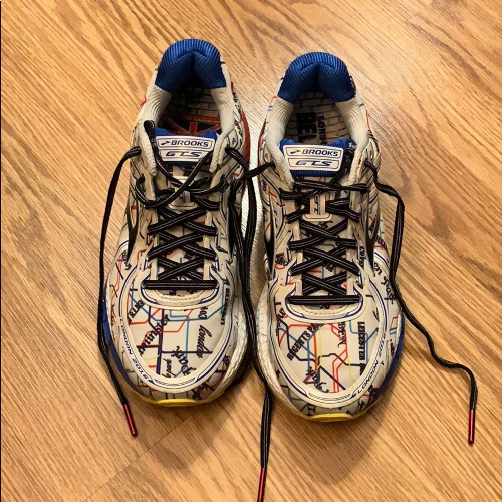 Brooks GTS 16 London